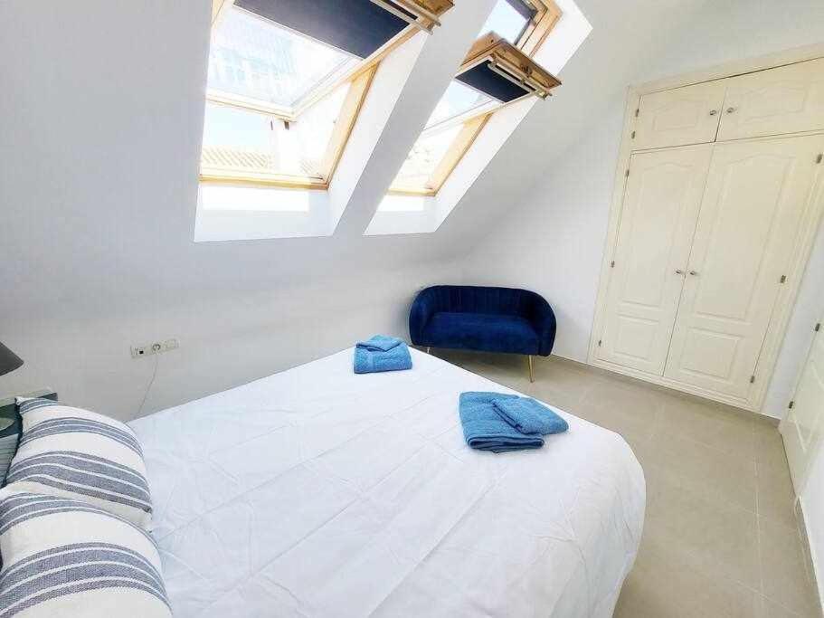 Apartamento Atico Oviedo 50m Parking Center Wifi *